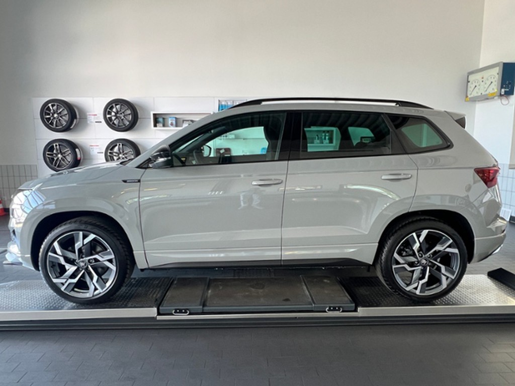 Skoda Karoq 2.0 TSI Sportline