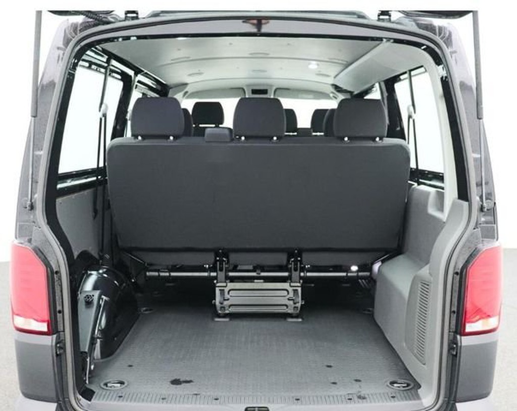 Volkswagen T6 Kombi 2.0 TDi 1 9-S lang FWD