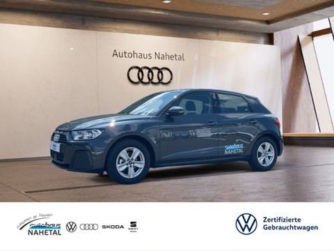Audi A1 SB 25 TFSI SMARTPHONE INTERFACE