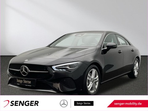 Mercedes-Benz CLA 180 MBUX