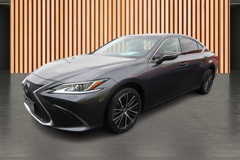 Lexus ES 300 h Limited Edition Pioneer