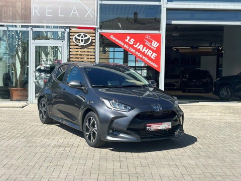 Toyota Yaris 1.9 Hybrid Teamplayer 9