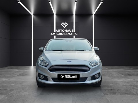 Ford S-Max 2.0 Titanium EcoBoostückfahrk
