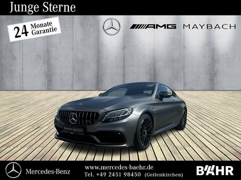 Mercedes-Benz C 63 AMG Mercedes S Coupé DriverŽs Burmester3D
