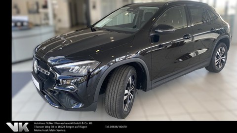 Mercedes-Benz GLA 180 Night-Paket