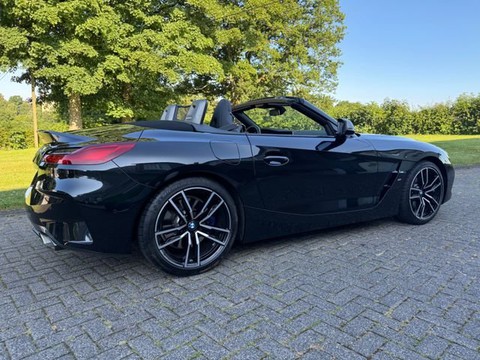 BMW Z4 M 40i 19Zoll Innovations-Paket Sitze Menory