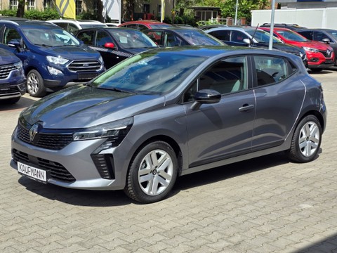 Renault Clio 1.6 V Evolution E-TECH Hybrid 145 EU6e