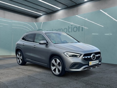 Mercedes-Benz GLA 220 d