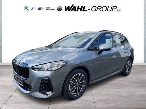 BMW 218 i ACTIVE TOURER MSPORT DRIVING