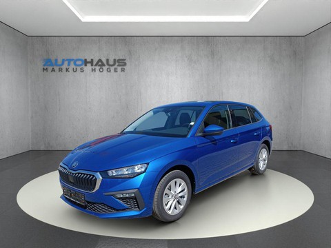 Skoda Scala 1.5 16V DRIVE el beh FRONTSCHEIBE LENKRAD