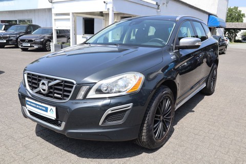 Volvo XC60 D4 AWD RDesign||R-||