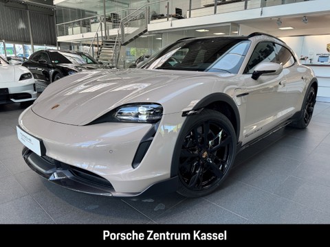 Porsche Taycan Turbo S Cross Turismo