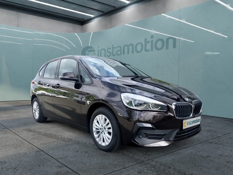 BMW 218 i Active Tourer Advantage DRIVING