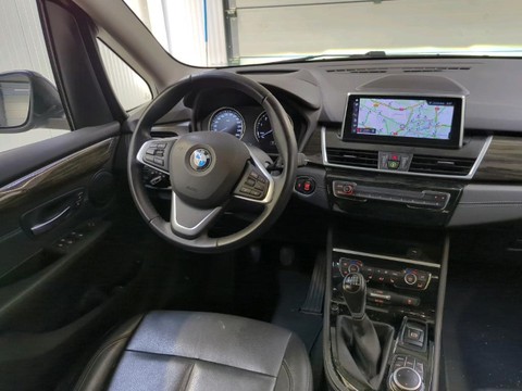 BMW 216 Gran Tourer i HIFI