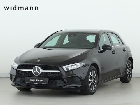 Mercedes-Benz A 180 d Automatik Style MBUX
