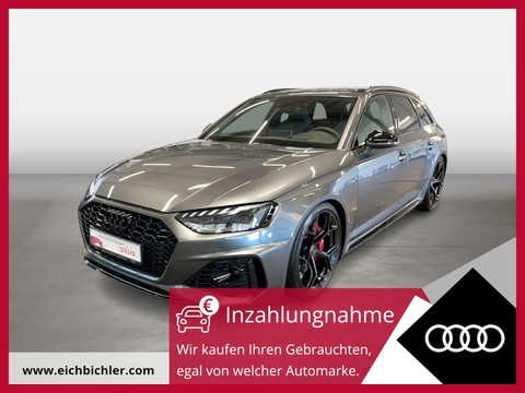 Audi RS4 Avant 4xSHZ Massage