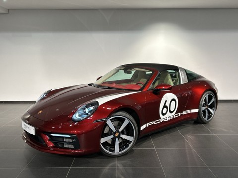 Porsche 992 911 Targa 4S Heritage Design Edition