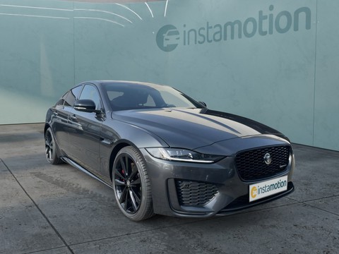 Jaguar XE D200 R-Dynamic SE Black-Pack