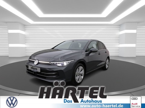 Volkswagen Golf 1.5 TSI STYLE ( RADAR )