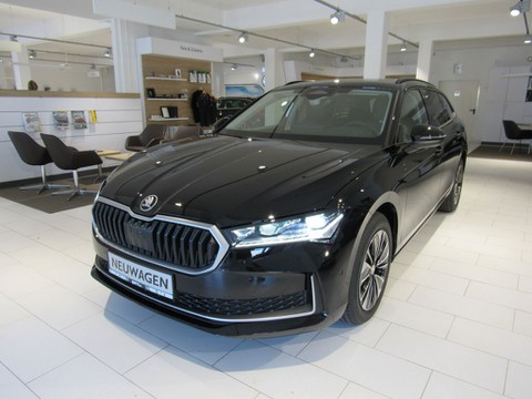 Skoda Superb 1.5 TSI Combi Selection (B9 NZ)