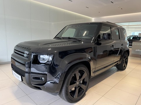 Land Rover Defender 110 D300 AWD X-DYN HSE BlackPack