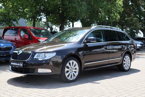 Skoda Superb 2.0 COMBI ELEGANCE SI