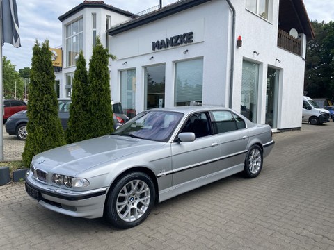 BMW 750 i Individual