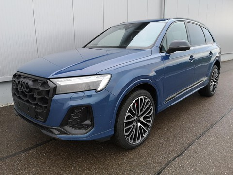 Audi Q7 50TDI Quattro S-Line Head