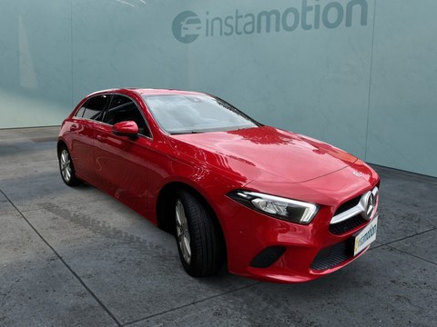 Mercedes-Benz A 180 LEDERSITZE 8-Fach