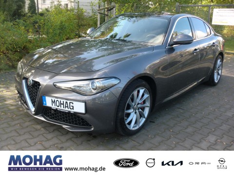 Alfa Romeo Giulia 2.0 Turbo 16V EU6d-T Sportpaket 2-Zonen Musikstreaming