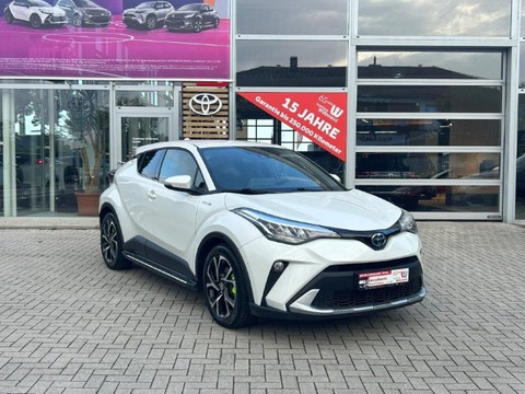 Toyota C-HR 2.0 Hybrid Team D Entry