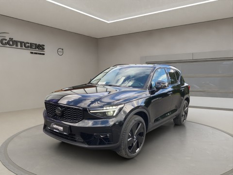 Volvo XC40 B3 Plus Black Edition LM20 °