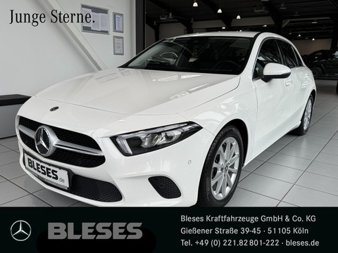 Mercedes-Benz A 200 Progressive MBUX
