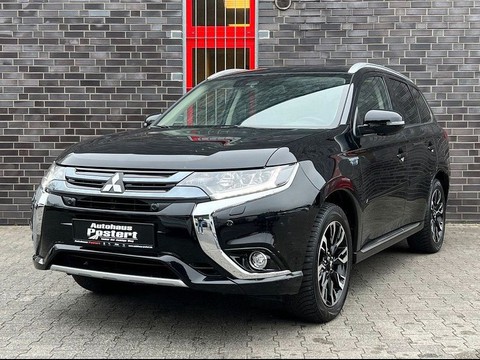 Mitsubishi Outlander Top