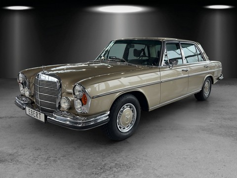 Mercedes-Benz 300 6.3 SEL V8 W109 6150 OF 6525