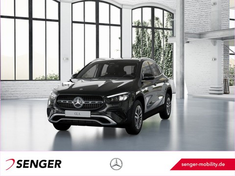 Mercedes-Benz GLA 200 MBUX