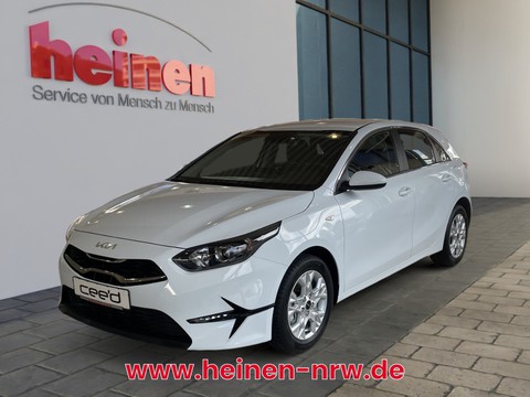 Kia cee'd undefined