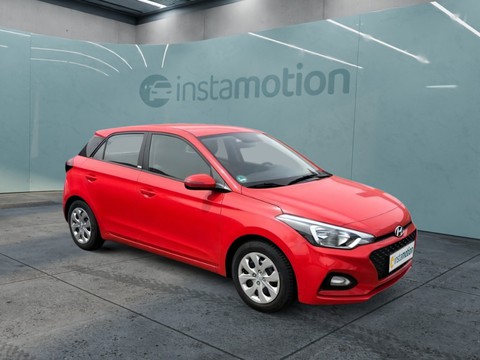 Hyundai i20 1.2 Select elektr Spiegel