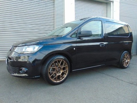 Volkswagen Caddy Cargo BBS 8x18 Gewindef Basis