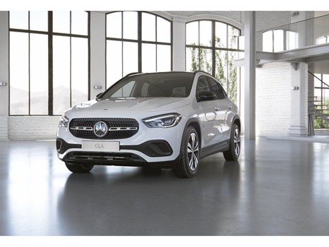 Mercedes-Benz GLA 200 NIGHT PROGRESSIVE SPUR