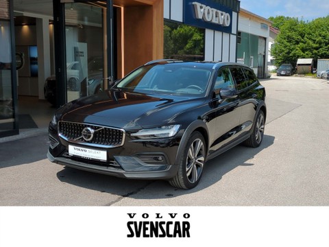 Volvo V60 Cross Country Cross Country Ultimate AWD B5 Benzin EU6d El Panodach