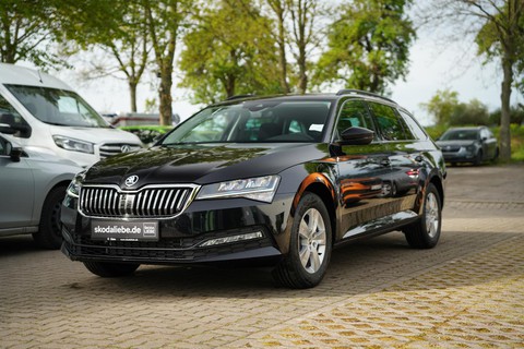 Skoda Superb COMBI TDI UPE49550 MWST AUSWEISBAR