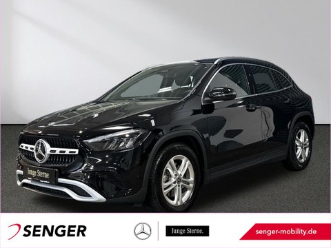 Mercedes-Benz GLA 200 MBUX