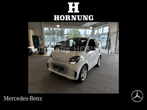 smart EQ fortwo cabrio undefined
