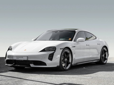 Porsche Taycan Turbo SportDesign u Sport Chrono Paket