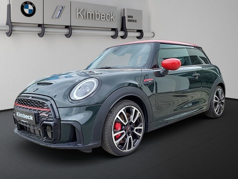 MINI John Cooper Works Driving