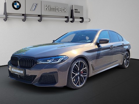 BMW M550 i xDrive Limousine M SPORT INDIVI ALVITGRAU