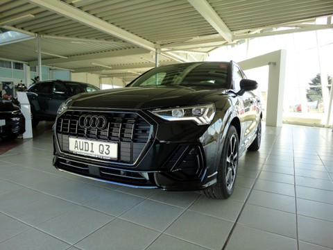 Audi Q3 S line TFSI Optikpaket schwarz plus