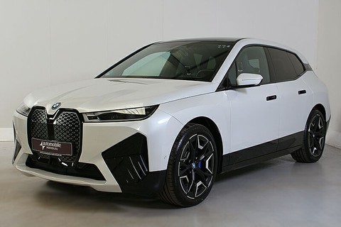 BMW iX xDrive50 Sportpaket Laser H&K Sky