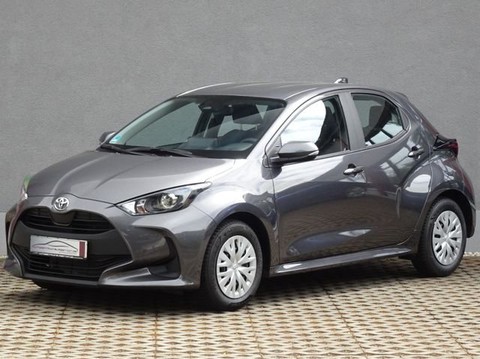 Toyota Yaris 1.0 Comfort Service neu Comfort